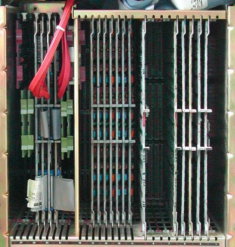 VAX-11/750 module cage