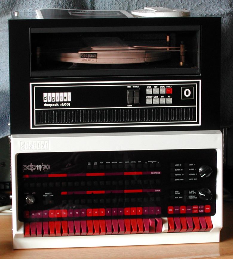 PiDP-11/70 and RK05 drive stacked